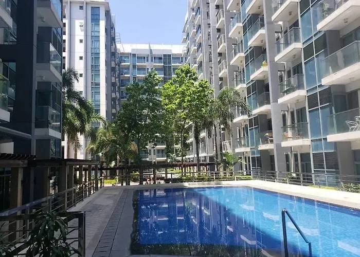 Lovely 2 Bed Infront Of Naia Terminal 3 * Manila