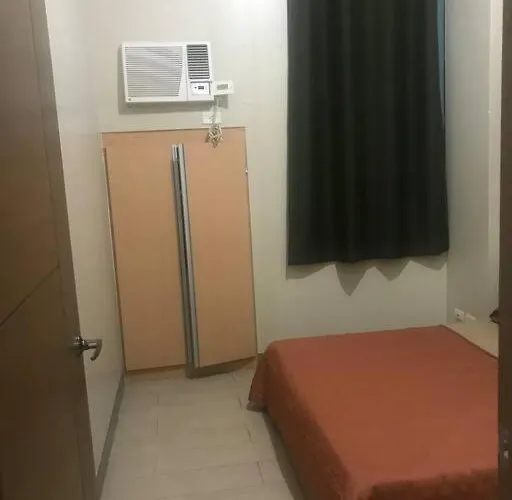 Lovely 2 Bed Infront Of Naia Terminal 3 *